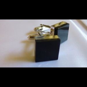 BagTu Silver Tone Black square stone Elegant Cufflinks  Set Gift Box
